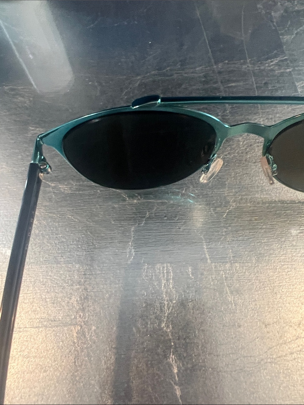 Dior Green Metal Round Aviator Sunglasses with Dark Lenses - Picture 5 of 14